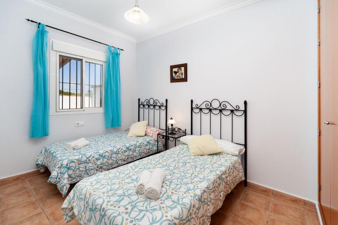 צ'יקלנה דה לה פרונטרה Chalet Isla Del Sotillo מראה חיצוני תמונה